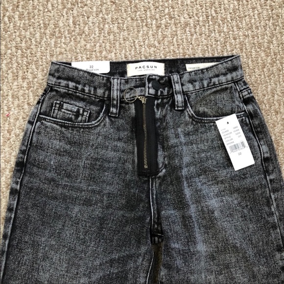 Pacsun Vintage Mom jeans - Picture 5 of 6